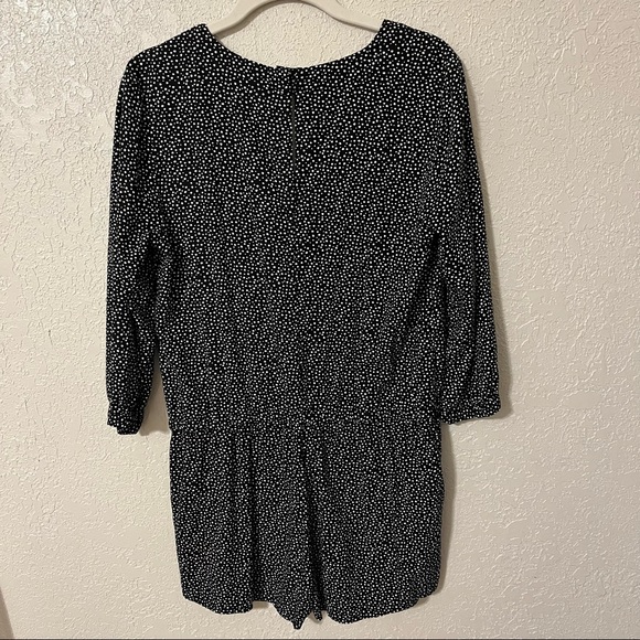 Banana Republic women’s 3/4 sleeve polka dot romper, small, black and white - Picture 2 of 10